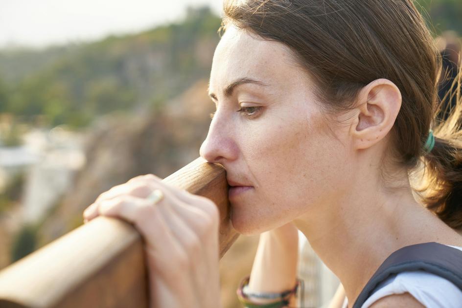 Stress Und Haarausdünnung Bei Frauen: Der Zyklus, Den Sie Durchbrechen Müssen
